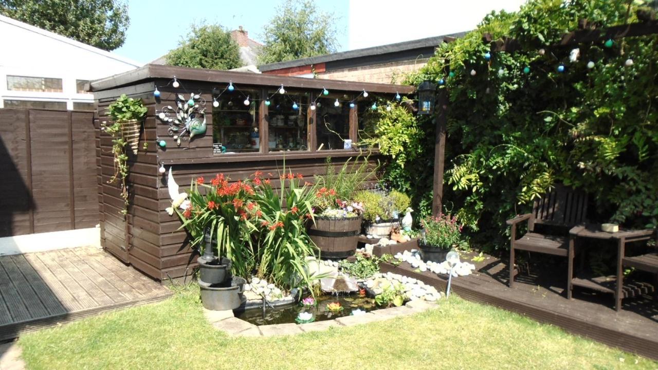 Tea In Liverpool - Private - Quiet - Ground Floor - En-Suite - Walk-In-Shower エクステリア 写真